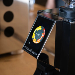 Eureka Mignon Specialita Smart black | Automatický mlýnek na kávu