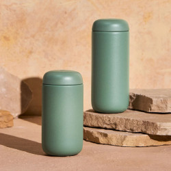 Fellow Carter Move Termo láhev | 473 ml Smoke green