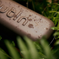 Outin Eva Protective Case - ochranné pouzdro (Maple Brown)