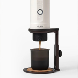 OutIn Nano 2 (Pearl white) - cestovní kávovar
