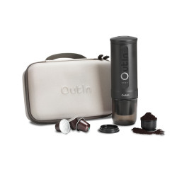 Outin Nano (Space grey) set - cestovní kávovar + ochranné pouzdro
