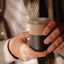 Wacaco Prestina (clay pink) – přenosný kávovar s integrovaným šálkem